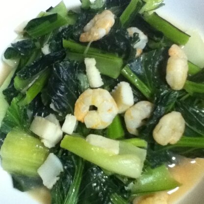 小松菜と青梗菜で作りました◎
あっというまにできてびっくりです。
野菜をたっぷり食べることができる、うれしいレシピですね＾＾